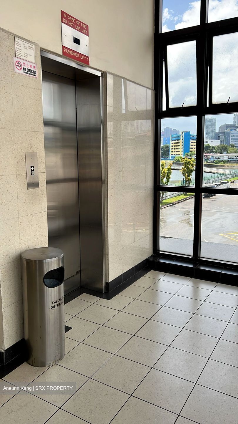 Kallang Distripark (D12), Office #448603551